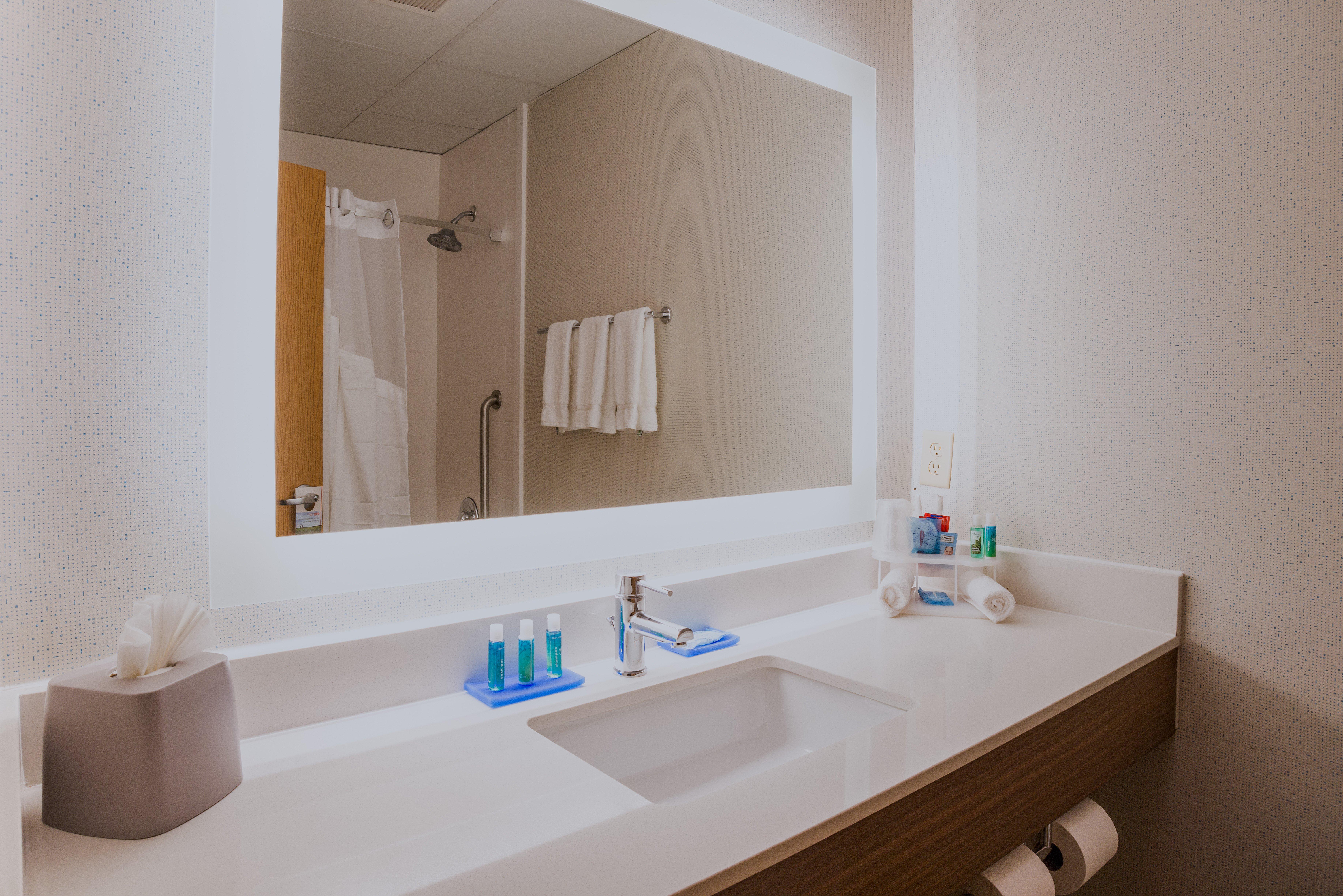 Holiday Inn Express Branford-New Haven By Ihg Exterior foto